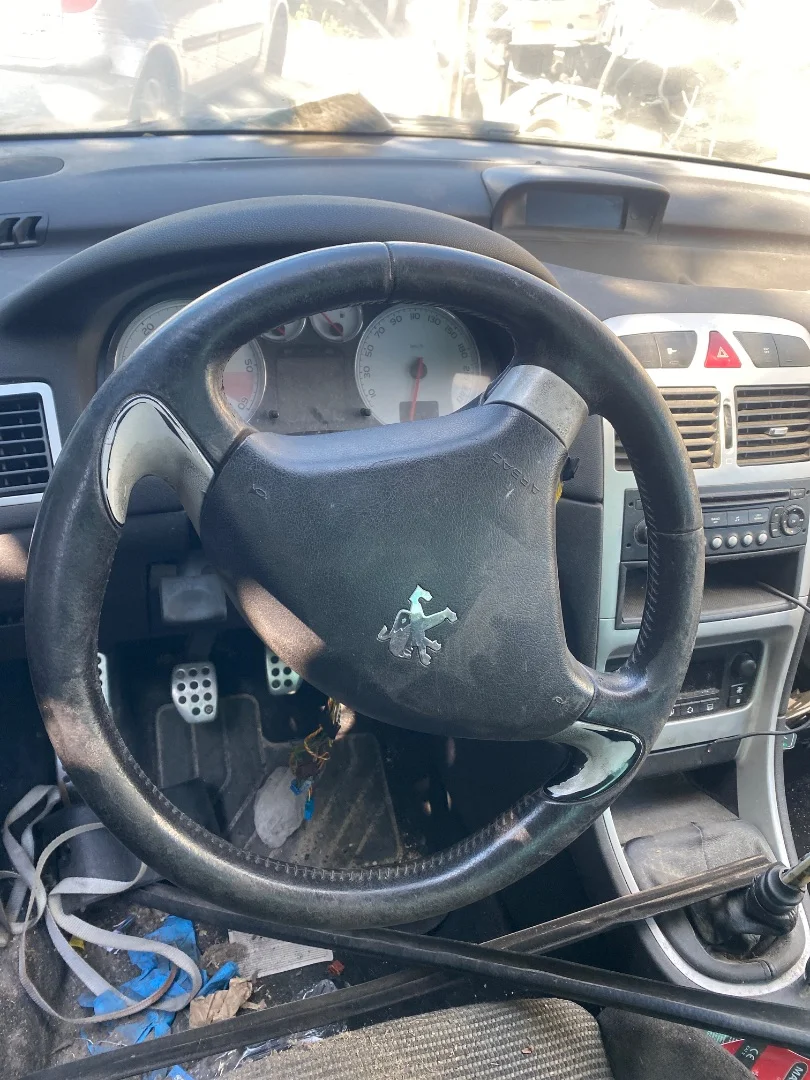 Foto de AIRBAG DELANTERO IZQUIERDO PEUGEOT 307 CC CABRIO-COUPÉ (S2) 2.0 16V HDi FAP CAT (RHR / DW10BTED4) (136 CV / 100 KW)