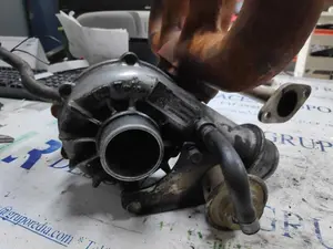 Foto de TURBOCOMPRESOR CHRYSLER VOYAGER GS referencia 35242068G foto 3