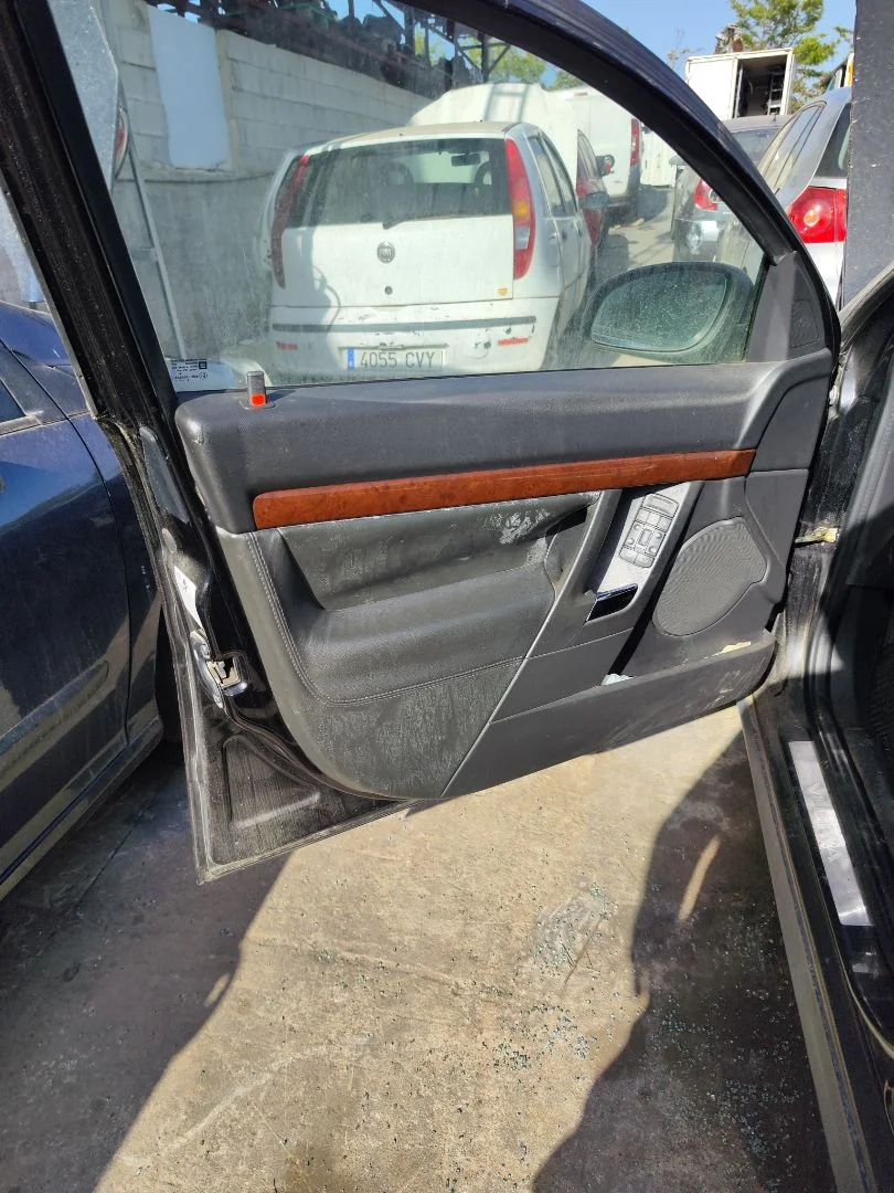 Foto de GUARNECIDO PUERTA DELANTERA IZQUIERDA OPEL VECTRA C BERLINA 2.2 16V DTI CAT (Y 22 DTR / L50) (125 CV / 92 KW) referencia 13168891