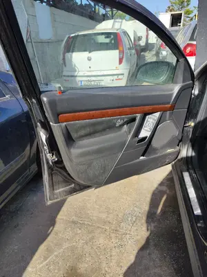 Foto de GUARNECIDO PUERTA DELANTERA IZQUIERDA OPEL VECTRA C BERLINA 2.2 16V DTI CAT (Y 22 DTR / L50) (125 CV / 92 KW) referencia 13168891