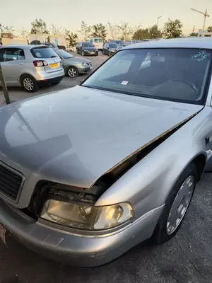 Foto de CAPO AUDI A8 (D2) 4.2 V8 40V (310 CV / 228 KW) foto 3