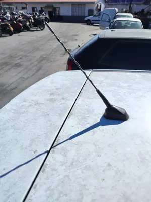 Foto de ANTENA KIA CEED (JD) 1.4 CAT (99 CV / 73 KW)