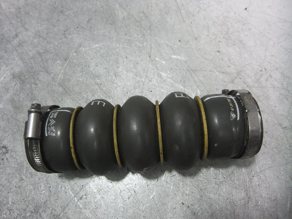 Foto de MANGUERAS INTERCOOLER CITROEN C4 BERLINA 1.6 HDi FAP (112 CV / 82 KW) referencia 9683725580