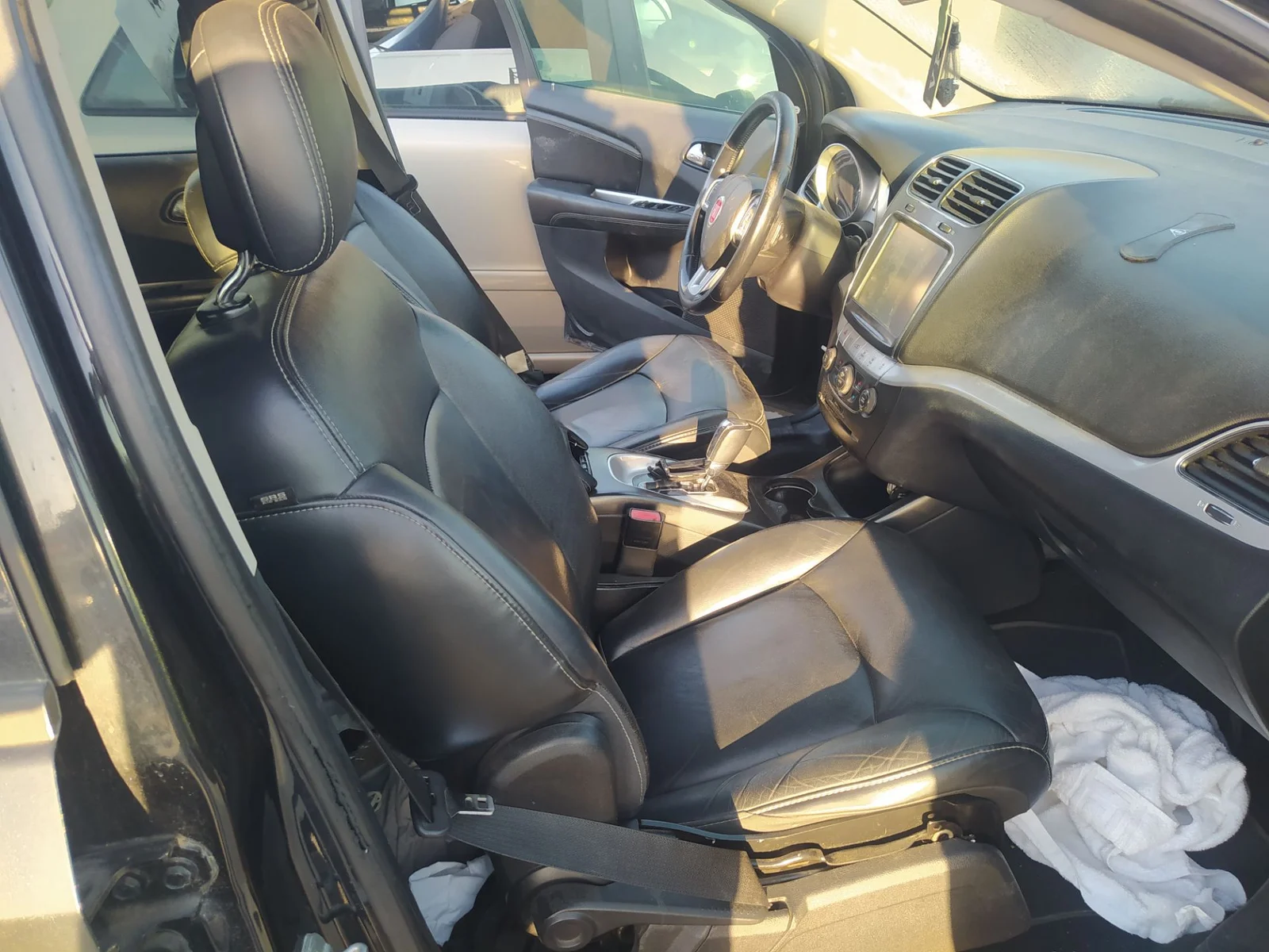 Foto de AIRBAG LATERAL DERECHO FIAT FREEMONT (345) 2.0 16V Multijet CAT (170 CV / 125 KW) referencia 04645992AE