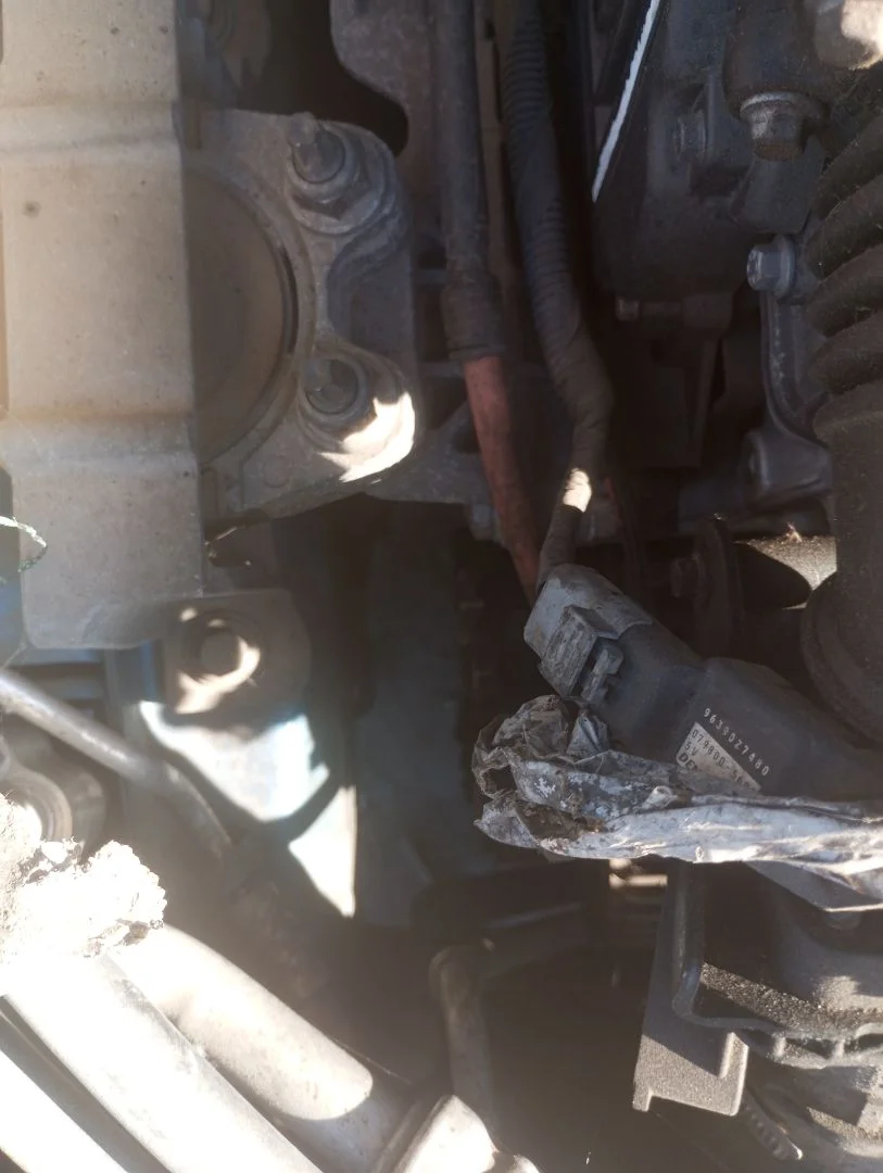 Foto de TUBO PRESION DIRECCION ASISTIDA FORD FOCUS BERLINA (CAP) 1.6 TDCi CAT (109 CV / 80 KW)