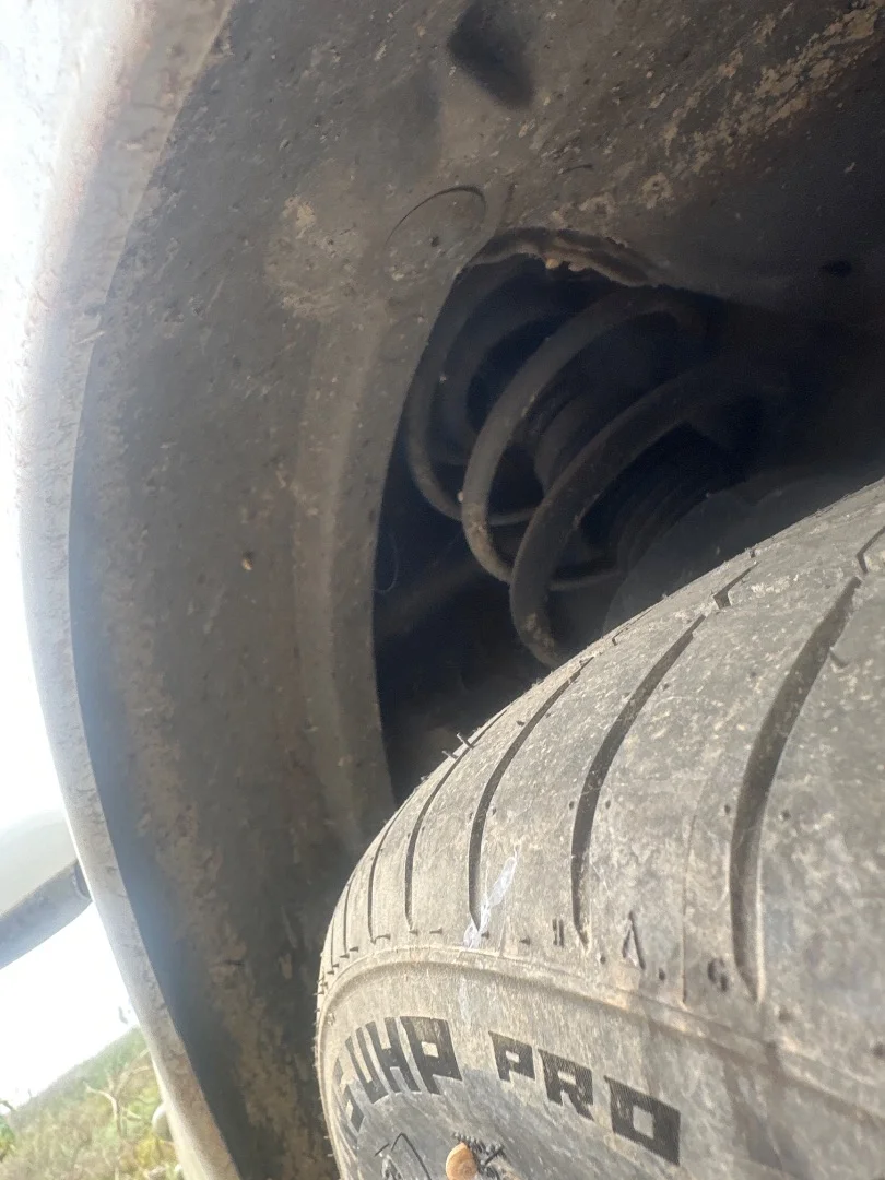 Foto de PASO RUEDA DELANTERO DERECHO RENAULT LAGUNA II (BG0) 2.0 (135 CV / 99 KW) referencia 8200447824