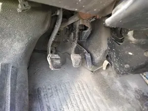 Foto de PEDAL ACELERADOR FORD TRANSIT CAJA ABIERTA (FY) 2.4 TDE CAT (120 CV / 88 KW)