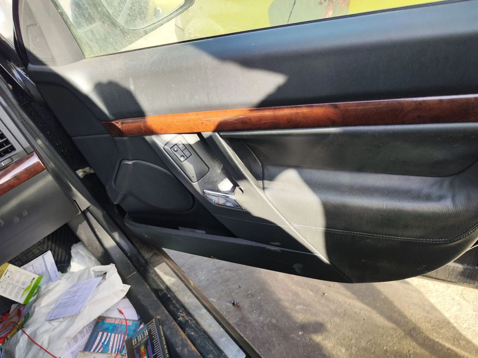 Foto de GUARNECIDO PUERTA DELANTERA DERECHA OPEL VECTRA C BERLINA 2.2 16V DTI CAT (Y 22 DTR / L50) (125 CV / 92 KW) referencia 13168892