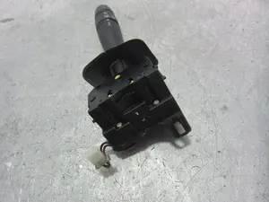 Foto de MANDO LUCES RENAULT MEGANE I FASE 2 BERLINA (BA0) 1.9 dCi Diesel CAT (102 CV / 75 KW) referencia 7700428228 foto 2