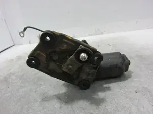 Foto de MOTOR LIMPIA DELANTERO SUZUKI IGNIS RM (MH) 1.3 DDiS Diesel CAT (69 CV / 51 KW) referencia 3810180G01000