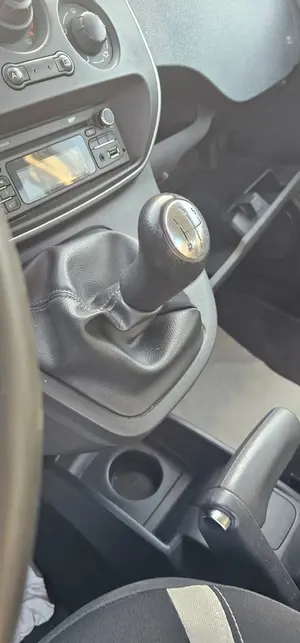 Foto de PALANCA CAMBIO RENAULT KANGOO II (F/KW0) 1.5 dCi Diesel FAP (90 CV / 66 KW)