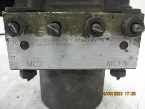 Foto de ABS OPEL CORSA C referencia 474L1040304085 foto 4