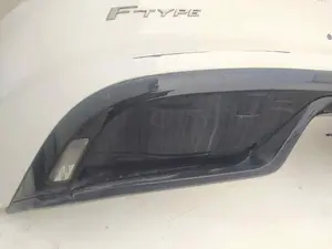 Foto de PARAGOLPES TRASERO JAGUAR F-TYPE COUPÉ 2.0 TwinTurbo CAT (300 CV / 221 KW) referencia EX5317A881AB foto 9