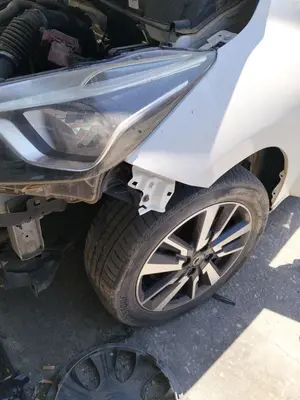 Foto de FARO IZQUIERDO NISSAN MICRA (K14) 1.0 12V CAT (71 CV / 52 KW) referencia 260605FA0B foto 1