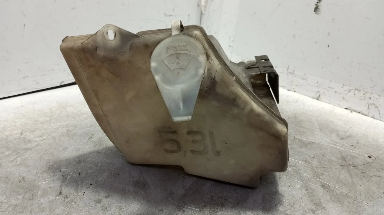 Foto de DEPOSITO LIMPIA BMW SERIE 3 BERLINA (E46) 2.0 16V Diesel CAT (136 CV / 100 KW) referencia E13010016