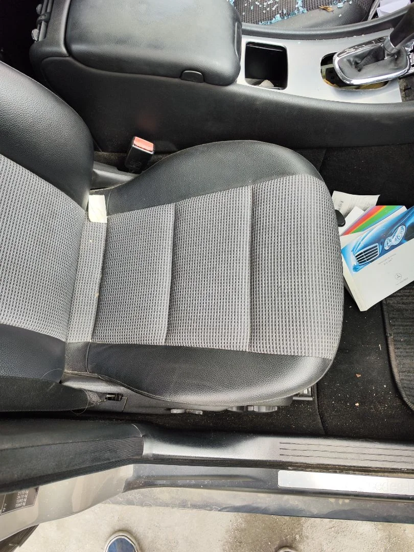 Foto de ASIENTO DELANTERO DERECHO MERCEDES-BENZ CLASE C (BM 203) BERLINA 3.0 CDI CAT (224 CV / 165 KW)