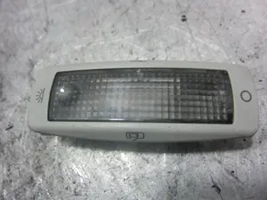 Foto de LUZ INTERIOR VOLKSWAGEN GOLF IV BERLINA (1J1)(10.1997) 1.6 16V (105 CV / 77 KW) referencia 3B0947291