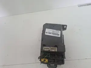 Foto de CAJA RELES / FUSIBLES HONDA CIVIC 5 PUERTAS (MA/MB) referencia 111128030103 foto 3