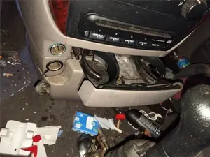 Foto de CENICERO CHRYSLER VOYAGER (RG)