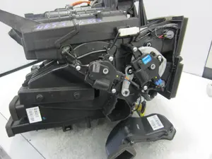 Foto de CALEFACCION ENTERA NORMAL TESLA MODEL S eléctrico 270 kW (367 CV / 270 KW) referencia 201403080422 foto 6