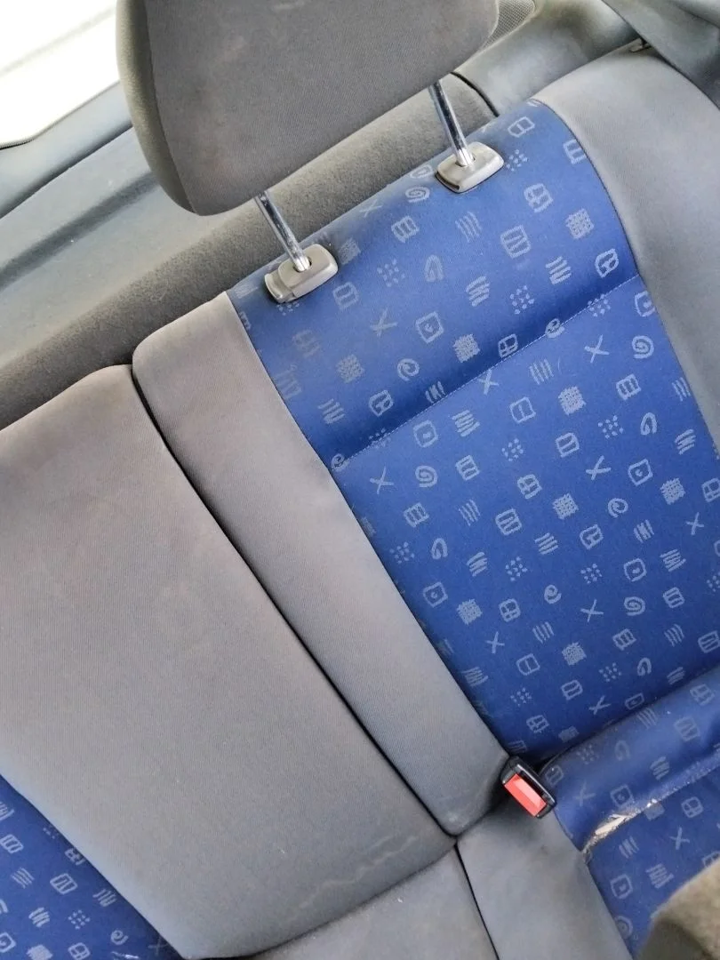 Foto de ASIENTOS TRASERO IZQUIERDO SEAT IBIZA (6K1) 1.9 TDI (90 CV / 66 KW) referencia 6K0885805ARFKZ