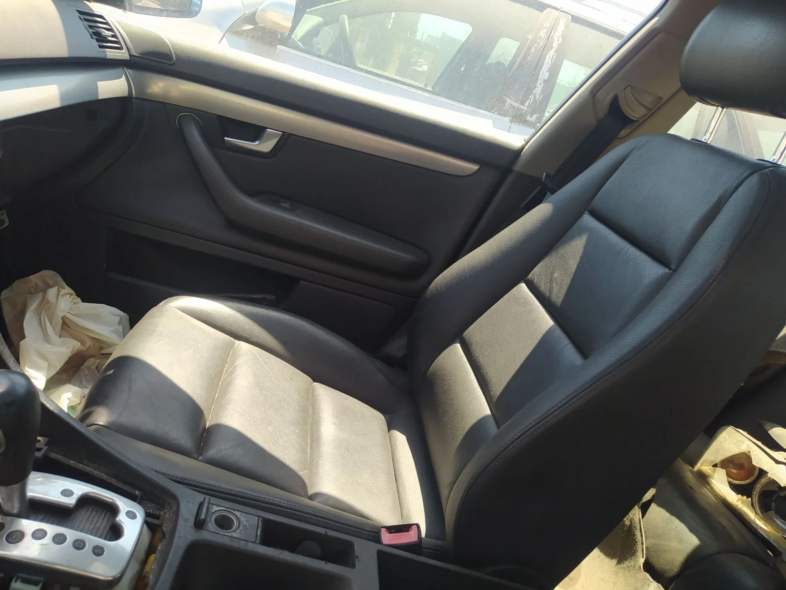 Foto de CINTURON SEGURIDAD DELANTERO DERECHO AUDI A4 BERLINA (8E) 2.5 V6 24V TDI (180 CV / 132 KW) referencia 8E0857706F FKZ