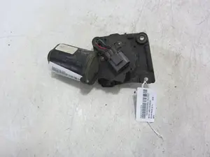 Foto de MOTOR LIMPIA DELANTERO NISSAN MICRA (K11) 1.0 16V CAT (54 CV / 40 KW) referencia 288105F202 foto 2