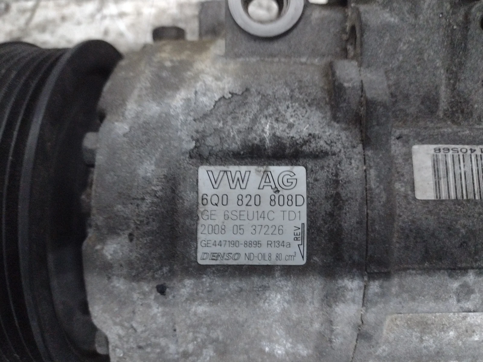 Foto de COMPRESOR AIRE ACONDICIONADO VOLKSWAGEN POLO IV (9N1) referencia 6Q0820808D