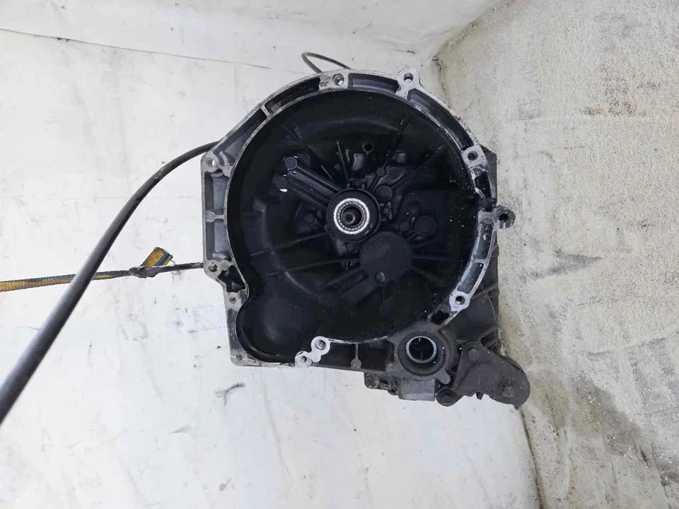 Foto de CAJA CAMBIOS FORD FIESTA (CBK) 1.4 TDCi CAT (68 CV / 50 KW) referencia 2N1R7002EB