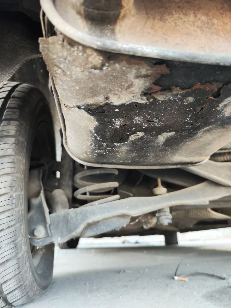 Foto de SILENCIADOR TRASERO FORD FOCUS BERLINA (CAK) 1.6 16V CAT (101 CV / 74 KW)