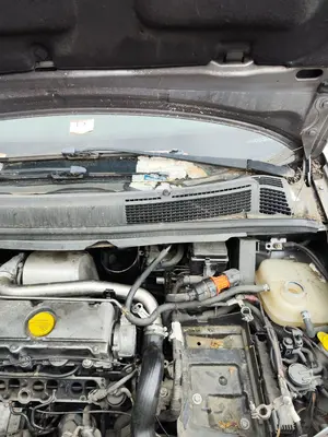 Foto de BRAZO LIMPIA DELANTERO IZQUIERDO OPEL ZAFIRA A 2.0 DTI (101 CV / 74 KW)