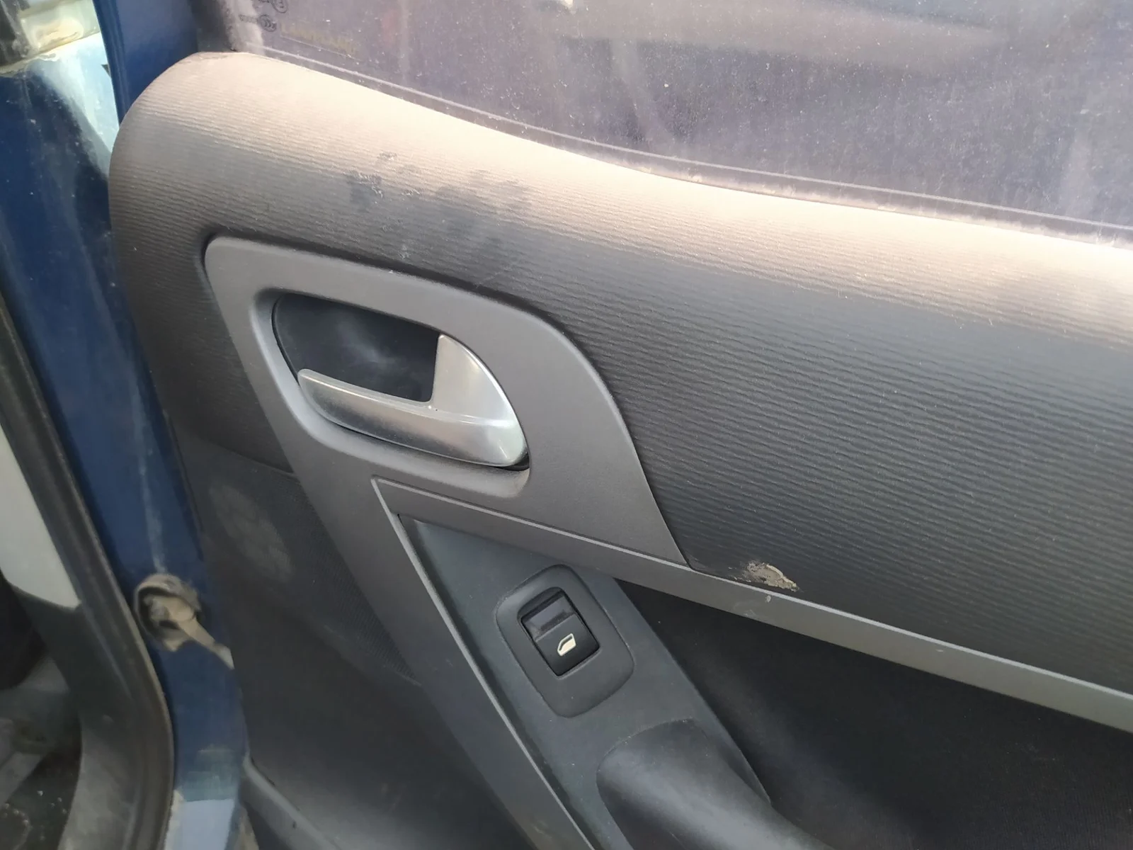 Foto de MANETA INTERIOR TRASERA DERECHA CITROEN C4 PICASSO 2.0 HDi FAP (150 CV / 110 KW) referencia 9320Z7
