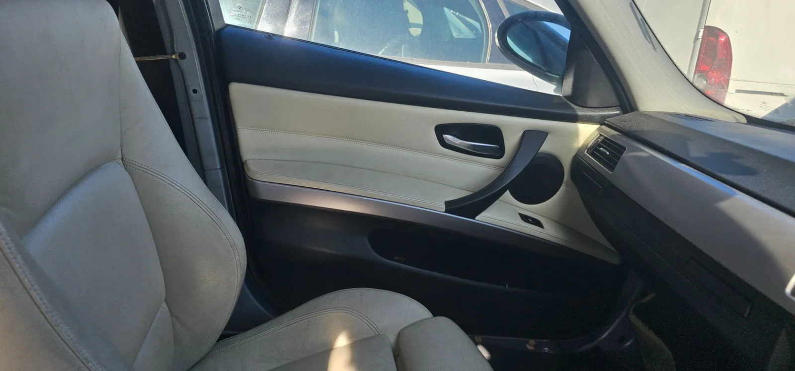 Foto de GUARNECIDO PUERTA DELANTERA IZQUIERDA BMW SERIE 3 BERLINA (E90) 2.0 CAT (129 CV / 95 KW)