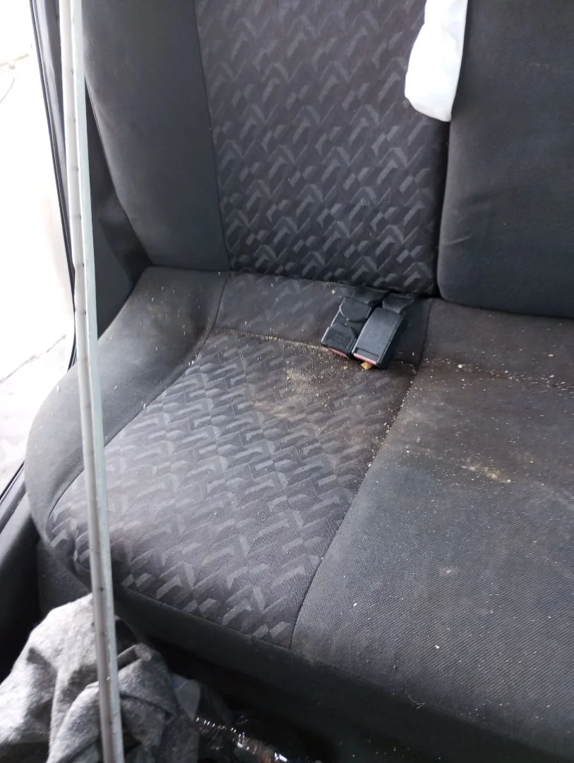 Foto de ENGANCHE CINTURON TRASERO DERECHO OPEL ASTRA G BERLINA 1.6 CAT (Z 16 SE / L55) (84 CV / 62 KW)