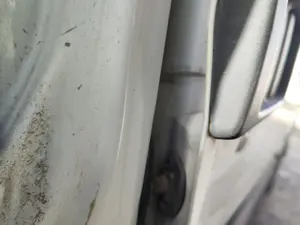 Foto de CERRADURA PUERTA TRASERA IZQUIERDA NISSAN INTERSTAR (X70) 2.5 dCi Diesel CAT (114 CV / 84 KW)