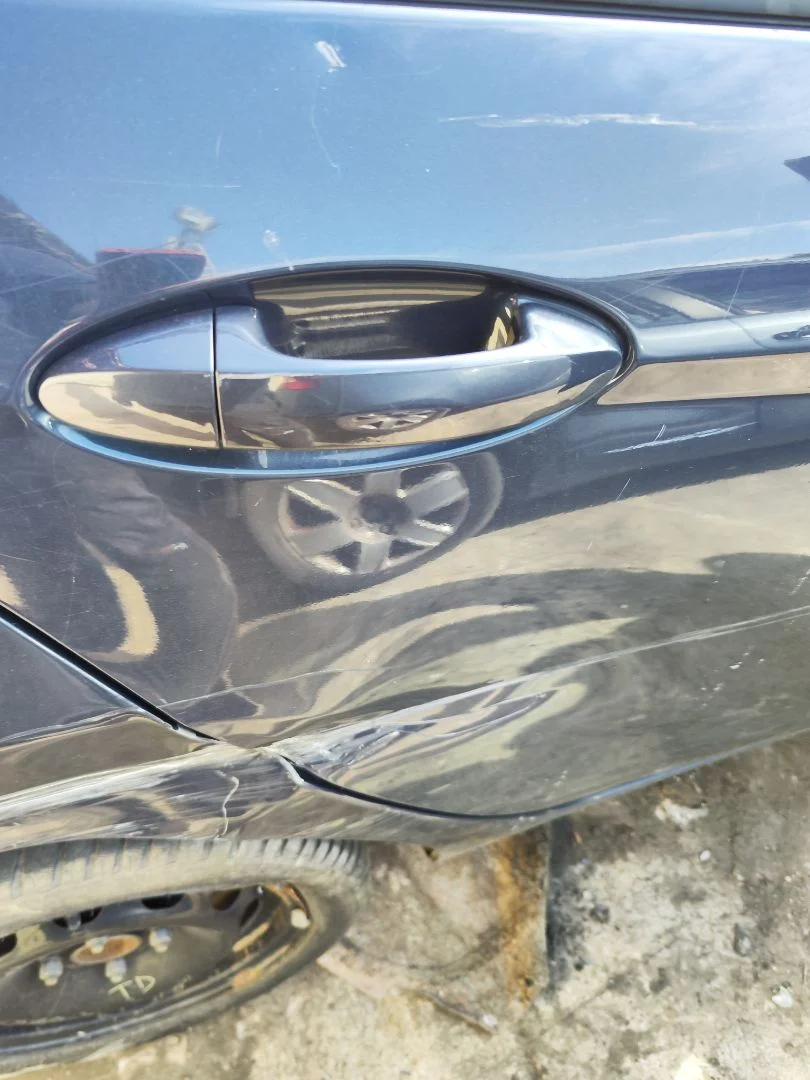 Foto de MANETA EXTERIOR TRASERA DERECHA FORD FIESTA (CNN) 1.5 TDCi CAT (75 CV / 55 KW) referencia 2877012