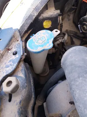 Foto de DEPOSITO LIMPIA SUZUKI ALTO (AMF310) 1.0 12V CAT (68 CV / 50 KW)