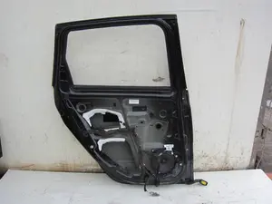 Foto de PUERTA TRASERA IZQUIERDA RENAULT SCENIC III (JZ) 1.6 dCi Diesel FAP (131 CV / 96 KW) foto 3