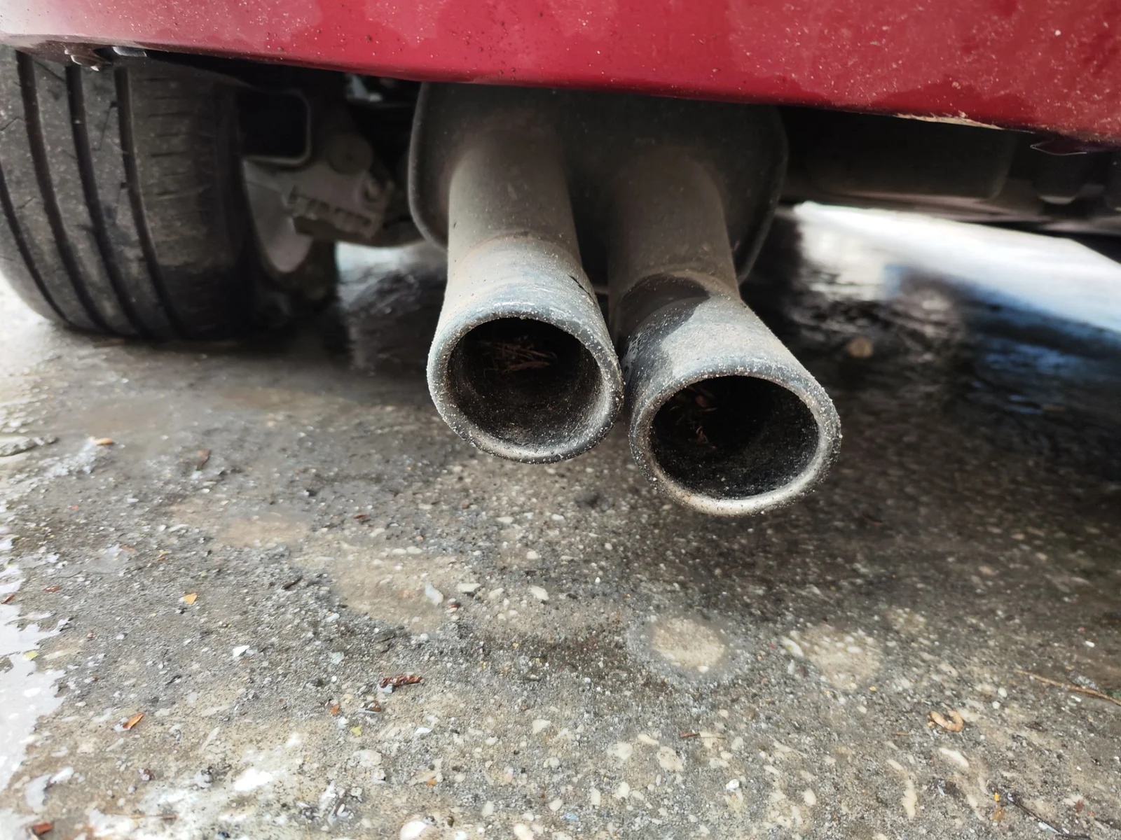Foto de SILENCIADOR TRASERO RENAULT MEGANE II BERLINA 5P 1.5 dCi Diesel (106 CV / 78 KW)