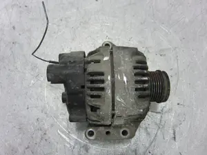 Foto de ALTERNADOR OPEL CORSA C referencia TG9S010 foto 3