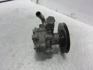 Foto de BOMBA DIRECCION VOLKSWAGEN PASSAT VARIANT (3B6) referencia 3D0145177Q foto 4