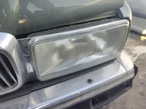 Foto de FARO IZQUIERDO JAGUAR XJ 4.0 CAT (222 CV / 163 KW)