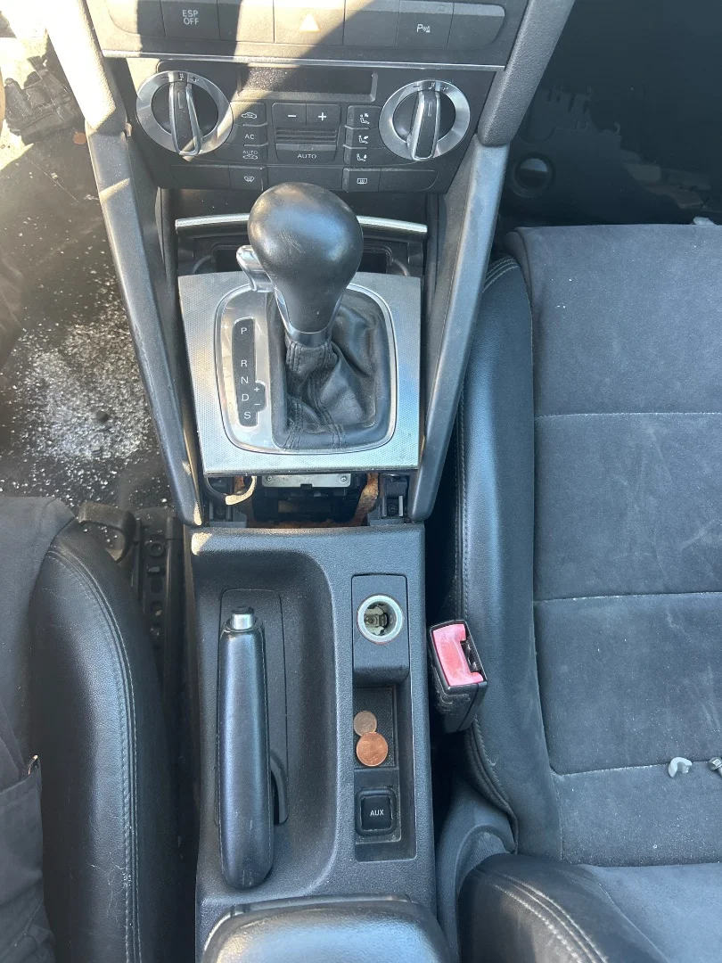 Foto de CONSOLA CENTRAL AUDI A3 SPORTBACK (8PA) 2.0 16V TFSI (200 CV / 147 KW)
