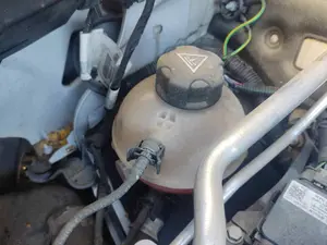 Foto de DEPOSITO EXPANSION PEUGEOT RIFTER 1.5 Blue-HDI FAP (131 CV / 96 KW) referencia 9678514680