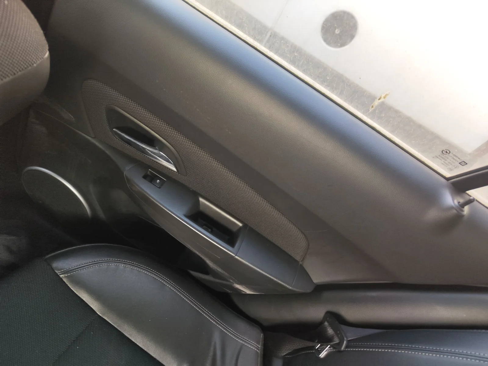 Foto de ELEVALUNAS TRASERO DERECHO CHEVROLET CRUZE 2.0 Diesel CAT (163 CV / 120 KW) referencia 95299688