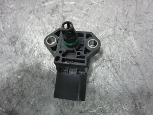 Foto de SENSOR PRESION PORSCHE MACAN (95BA) referencia 02811002977 foto 3