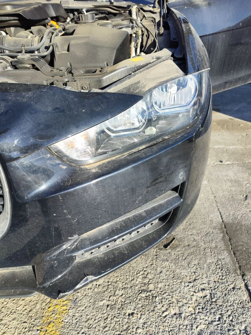 Foto de FARO IZQUIERDO JAGUAR XE 2.0 Turbo CAT (200 CV / 147 KW) referencia GX6313W030