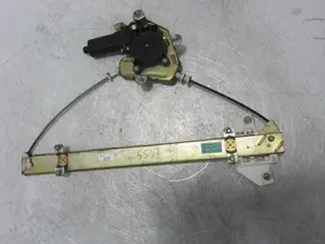 Foto de ELEVALUNAS DELANTERO DERECHO HYUNDAI ATOS (EM) 1.1 12V CAT (63 CV / 46 KW) referencia 8240205520