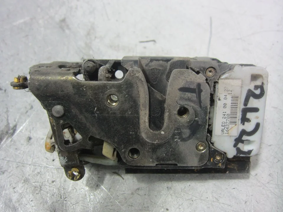 Foto de CERRADURA PUERTA DELANTERA DERECHA CHEVROLET ALERO 2.4 CAT (141 CV / 104 KW) referencia 16637780