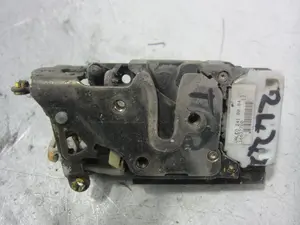 Foto de CERRADURA PUERTA DELANTERA DERECHA CHEVROLET ALERO 2.4 CAT (141 CV / 104 KW) referencia 16637780